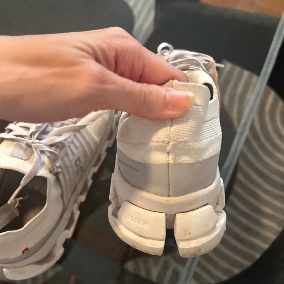 ON RUNNING CLOUDSWIFT 3 Women’s Athletic Running Training Shoes Size 9 M, White - Picture 13 of 13